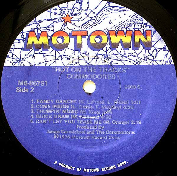 Commodores - Hot On The Tracks