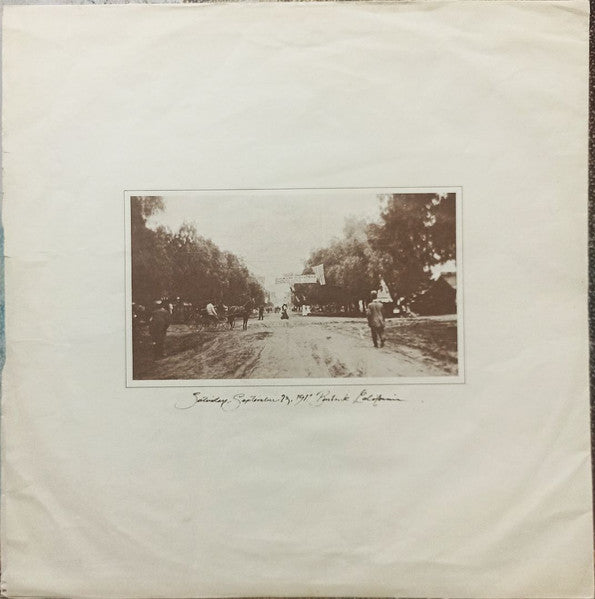 Neil Young - Everybody Knows This Is Nowhere
