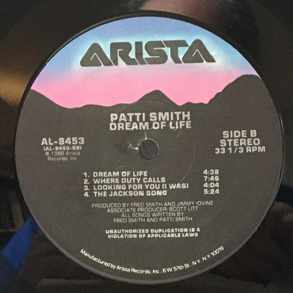 Patti Smith - Dream Of Life