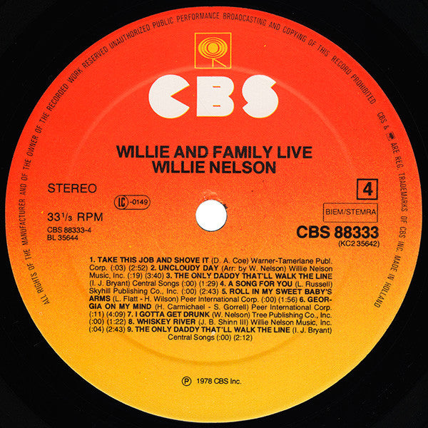 Willie Nelson - Willie And Family Live