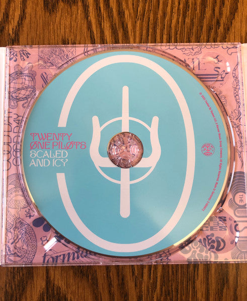 Twenty One Pilots - Scaled And Icy