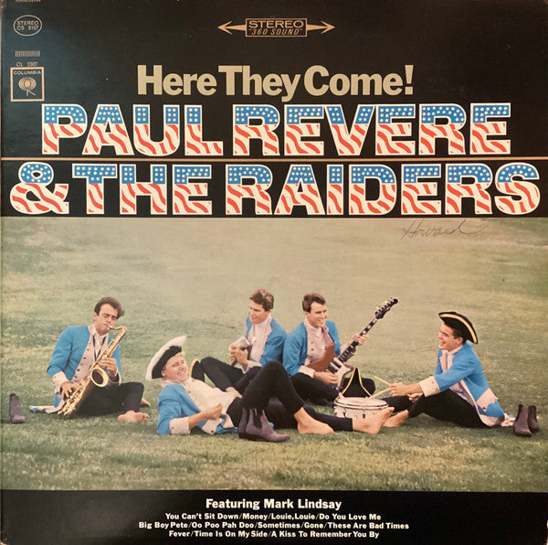 Paul Revere & The Raiders - Here They Come!