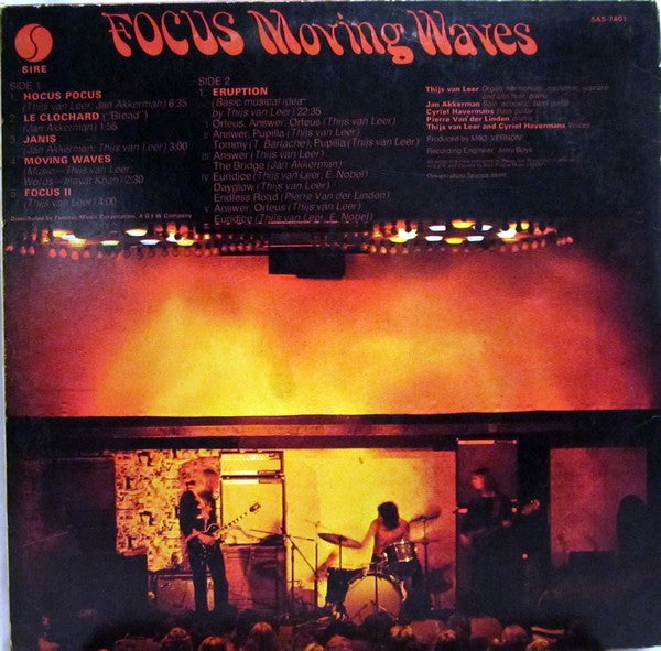 Focus (2) - Moving Waves